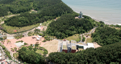 Surrounding Landscape of Hwanho Park