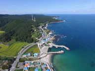 Seashore At Duwon-ri
