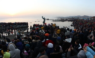 300,000 Make Wishes to First Sunrise of Year at Homigot and Yeongildae Beach